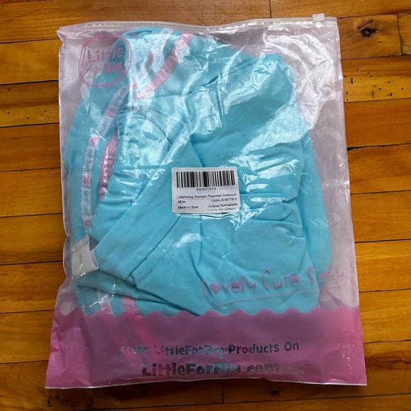 LittleForBig 🎀🎮 Overwatch D.Va bodysuit & skirt set - Picture 3 of 4